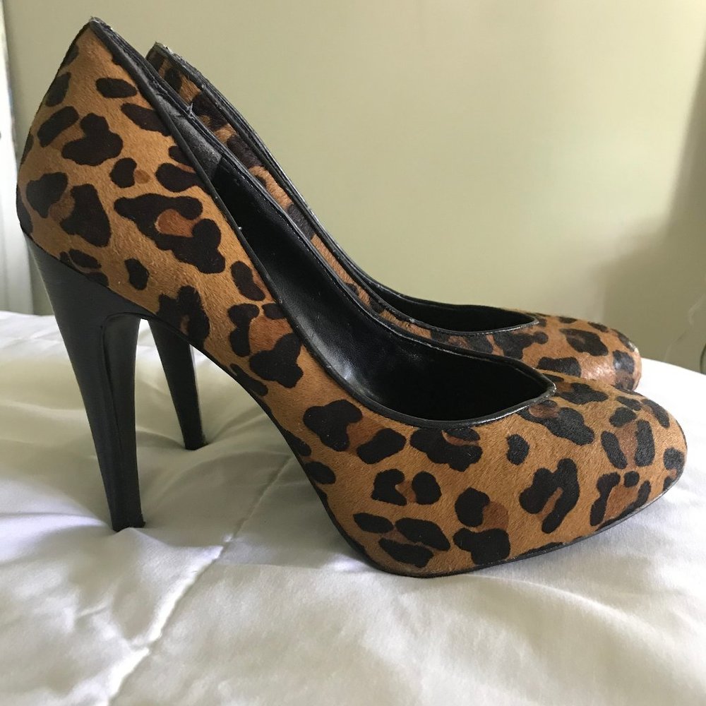 BCBGeneration Perfect Leopard Print pumps